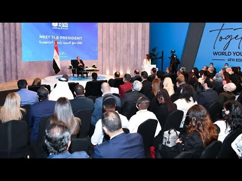 الرئيس يعقد لقاءً صحفيًا مع الصحفيين الأجانب على هامش منتدى شباب العالم