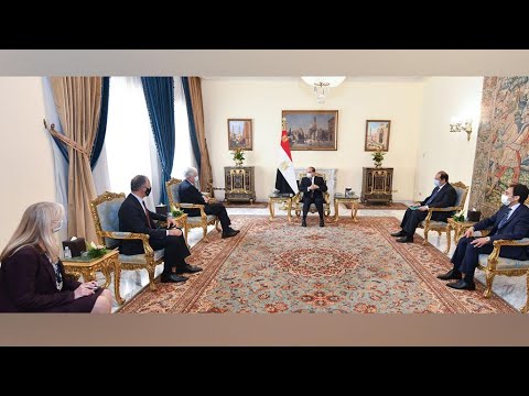 الرئيس عبد الفتاح السيسي يستقبل مدير وكالة الاستخبارات المركزية الأمريكية