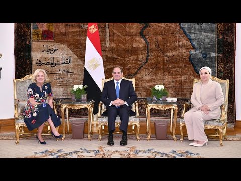 الرئيس عبد الفتاح السيسي والسيدة قرينته يستقبلان السيدة الأولى الأمريكية "جيل بايدن" lyteCache.php?origThumbUrl=https%3A%2F%2Fi.ytimg.com%2Fvi%2F5YevM1tDHfk%2F0