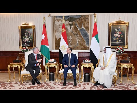 الرئيس عبد الفتاح السيسي يستقبل كلًا من ملك الأردن وولي عهد أبو ظبي lyteCache.php?origThumbUrl=https%3A%2F%2Fi.ytimg.com%2Fvi%2FDYdd8yT4Bbo%2F0