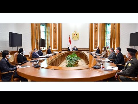 الرئيس عبد الفتاح السيسي يجتمع مع رئيس مجلس الوزراء وعدد من الوزراء والمسؤلين lyteCache.php?origThumbUrl=https%3A%2F%2Fi.ytimg.com%2Fvi%2FPqpDOUp BTw%2F0