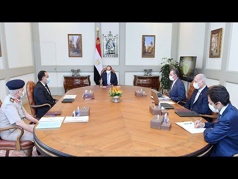 الرئيس عبد الفتاح السيسي يتابع نشاط صندوق تكريم الشهداء lyteCache.php?origThumbUrl=https%3A%2F%2Fi.ytimg.com%2Fvi%2FUkV hz nAvo%2F0
