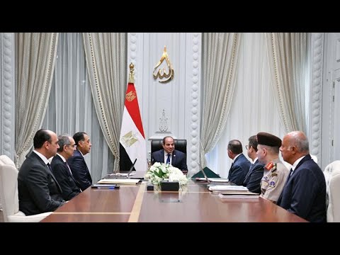 الرئيس عبد الفتاح السيسي يطلع على تقرير شامل حول خطط تطوير شبكات الاتصالات وأنشطة وزارة الاتصالات lyteCache.php?origThumbUrl=https%3A%2F%2Fi.ytimg.com%2Fvi%2FfR2o BoVz1E%2F0