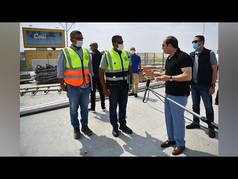الرئيس عبد الفتاح السيسي يتفقد بعض مشروعات المحاور والطرق lyteCache.php?origThumbUrl=https%3A%2F%2Fi.ytimg.com%2Fvi%2FvkNhgJfp9Gg%2F0