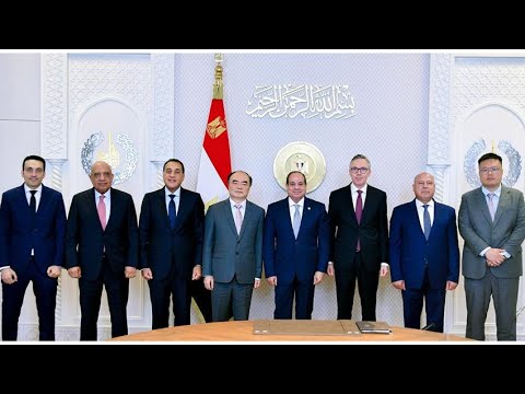 السيد الرئيس يستقبل الرئيس التنفيذي لشركة "سكاتك" النرويجية والرئيس والمؤسس لمجموعة "صنجرو" الصينية lyteCache.php?origThumbUrl=https%3A%2F%2Fi.ytimg.com%2Fvi%2FvnDFN0vaGsg%2F0