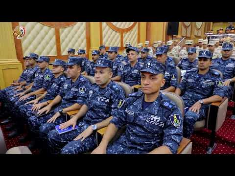 الفريق أول عبدالمجيد صقر القائد العام للقوات المسلحة يلتقى بعدد من مقاتلى المنطقة الشمالية العسكرية