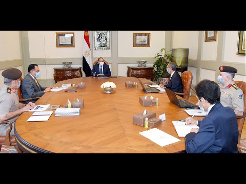 الرئيس عبد الفتاح السيسي يوجه بصياغة منظومة إلكترونية حديثة لتنظيم البناء العقاري واستغلال الأراضي hqdefaul 67