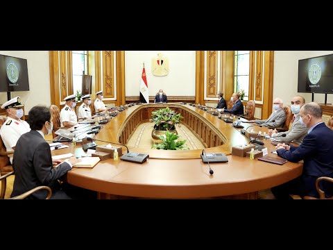 الرئيس عبد الفتاح السيسي يشهد الاتفاق على تطوير ميناء أبو قير البحري ليصبح الأكبر في المنطقة hqdefaul 69