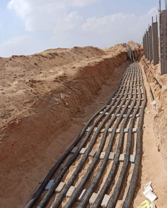 تنفيذ شبكة كهرباء المنطقة الصناعية الثامنة بمساحة 1500 فدان فى مدينة السادات 93973