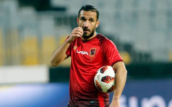 النادي الأهلي قرار جديد من موسيماني بشأن علي معلول D985D8B9D984D988D9841