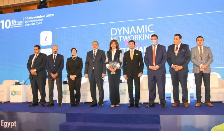 وزيرة الهجرة تشارك في فعاليات افتتاح الملتقى السنوي العاشر للمسئولية المجتمعية والتنمية المستدامة 12572