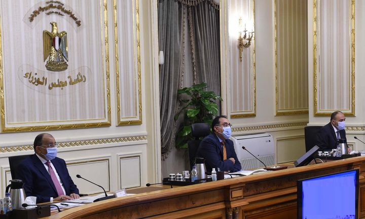 رئيس الوزراء يترأس اجتماع مجلس المحافظين مدبولي يكلف برفع درجة الاستعداد لمواجهة الأمطار في الأيام المقبلة 16874