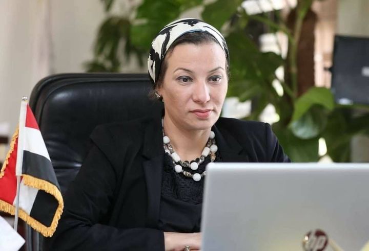 وزيرة البيئة تناقش مع بنك الاستثمار الأوروبي فرص الاستثمار في المشروعات البيئية 20154