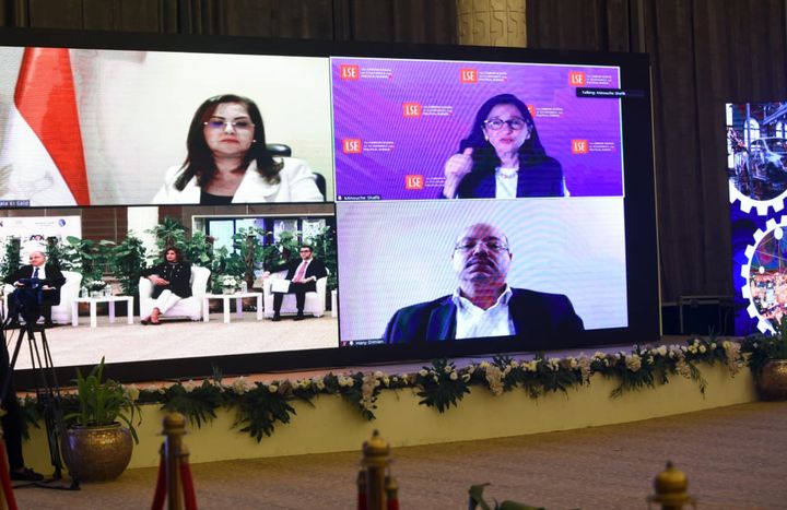 وزيرة التخطيط و التنمية الاقتصادية تشارك بالنسخة السادسة من سلسلة مؤتمرات مصر تستطيع تحت عنوان مصر تستطيع 22313