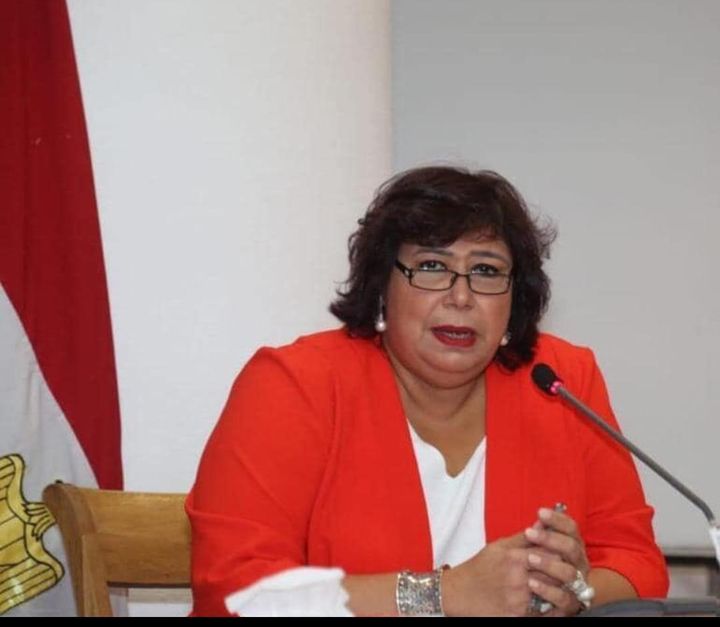 بمشاركة ٣٢ دار نشر : وزيرة الثقافة تفتتح معرض الاوبرا الاول للكتاب عبد الدايم : معرض الأوبرا الاول للكتاب 34167