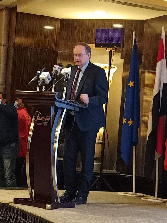 127276744_1788715374640153_2505811372622