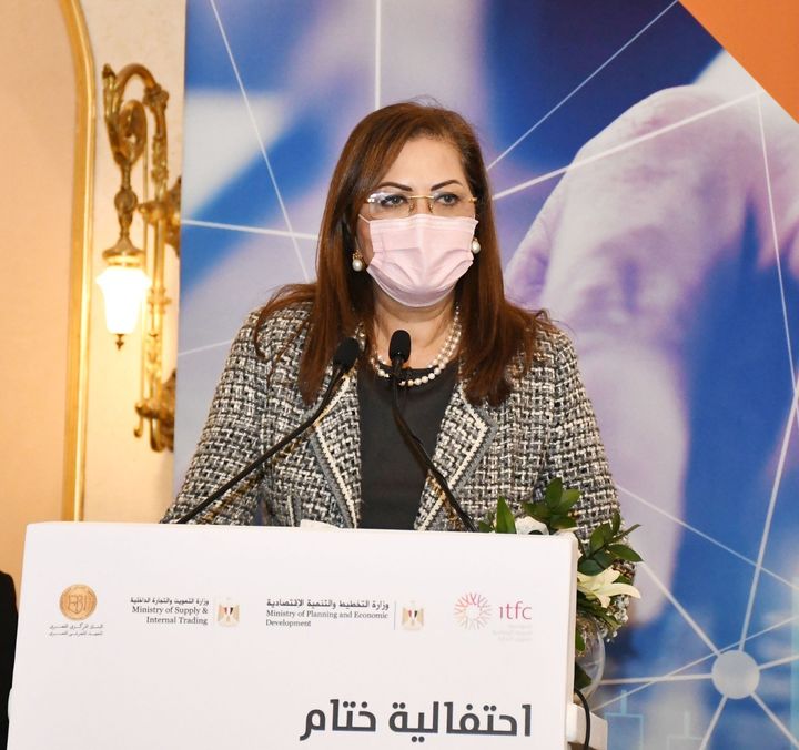 الدكتورة هالة السعيد، وزيرة التخطيط والتنمية الاقتصادية خلال مشاركتها اليوم فى فعاليات الاحتفالية الختامية 42723