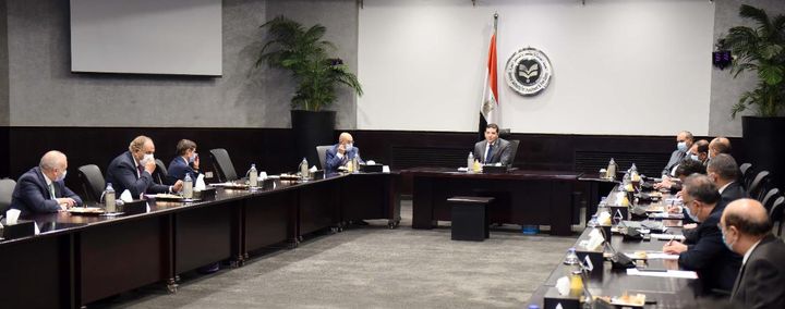 رئيس الهيئة العامة للاستثمار يلتقي مُمثلي كبرى مكاتب الاستشارات القانونية وبيوت الخبرة المالية التقى 46656