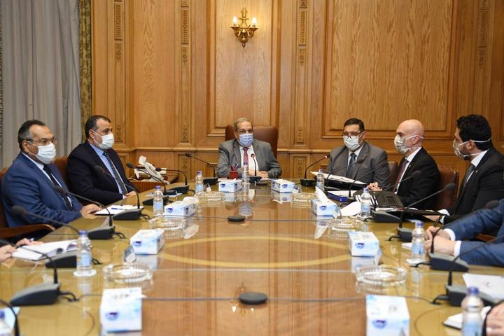 وزير الدولة للإنتاج الحربى يبحث مع شركة Trayal الصربية تطوير التعاون المشترك القاهرة : الأربعاء/ 18 / 66306