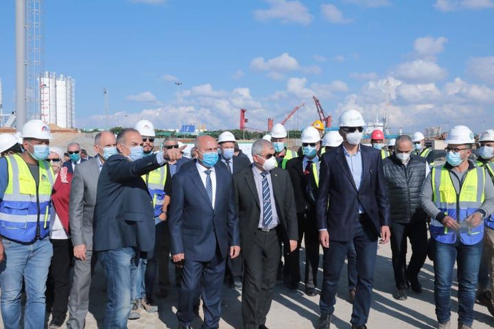 في إطار توجيهات القيادة السياسية بتطوير منظومة النقل البحري للمساهمة في زيادة الناتج القومي - وزير النقل 76185