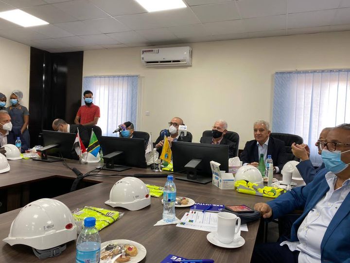 بحضور رئيس الوزراء التنزانى: اليوم 76983