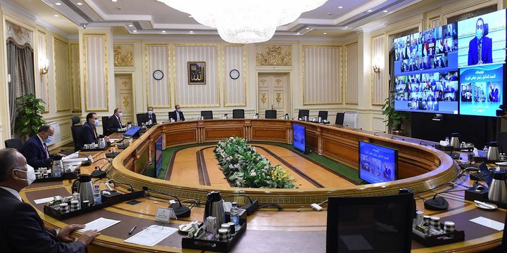 خلال اجتماع مجلس المحافظين برئاسة مدبولي اليوم: وزير الإسكان يستعرض الضوابط والإشتراطات التخطيطية 83125