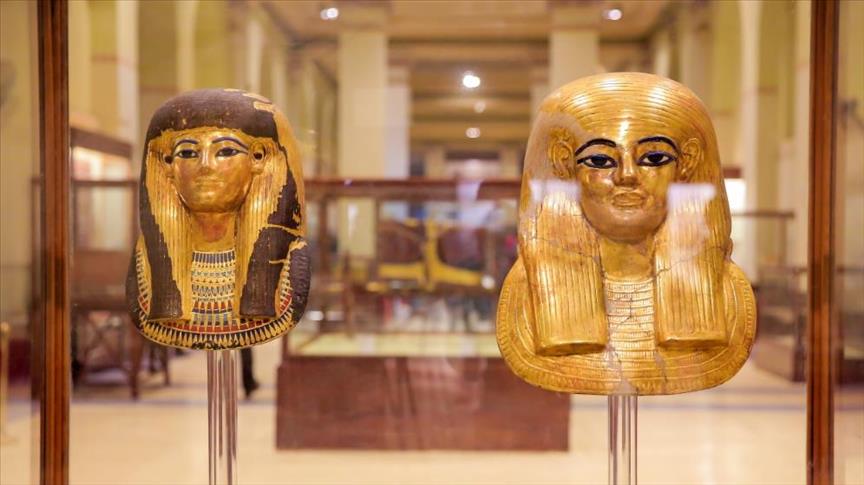 المتحف المصري قطع اثرية فريدة قناعى يويا وتويا تم اكتشاف مومياوات يويا وتويا مرتدية أقنعة الكارتوناج EnffcQgXEAAWzeg