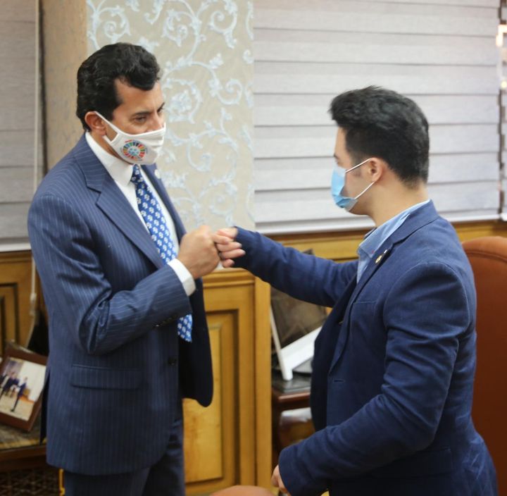 وزير الشباب والرياضة يضم أحد متلازمي الداون منسقا لأنشطة ذوي الهمم بالوزارة 11647