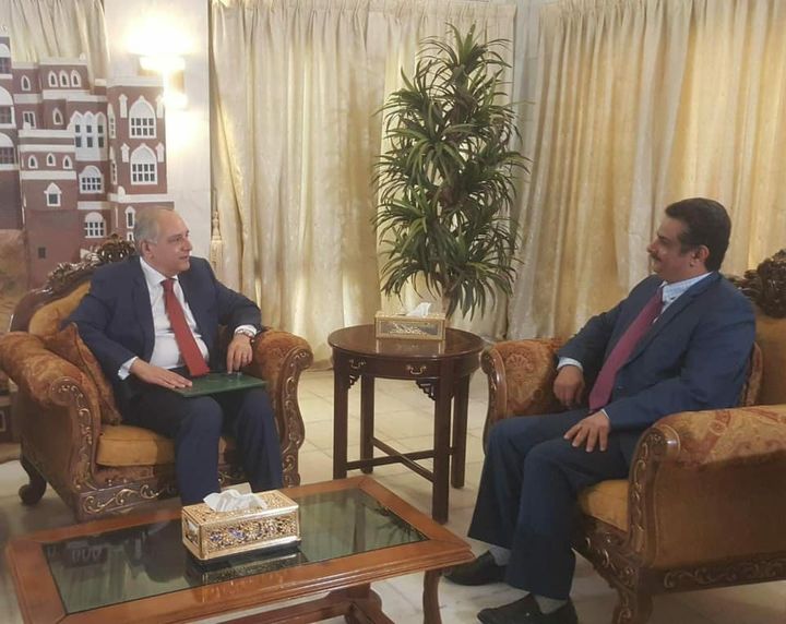 السفير المصري لدى الجمهورية اليمنية يلتقي وزير الكهرباء والطاقة اليمني 18516