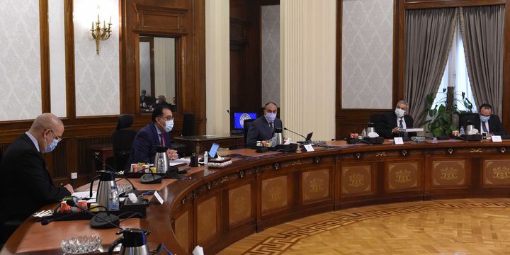 رئيس الوزراء يترأس اجتماع المجلس الأعلى للتخطيط والتنمية العمرانية اعتماد الضوابط والاشتراطات التخطيطية 29928