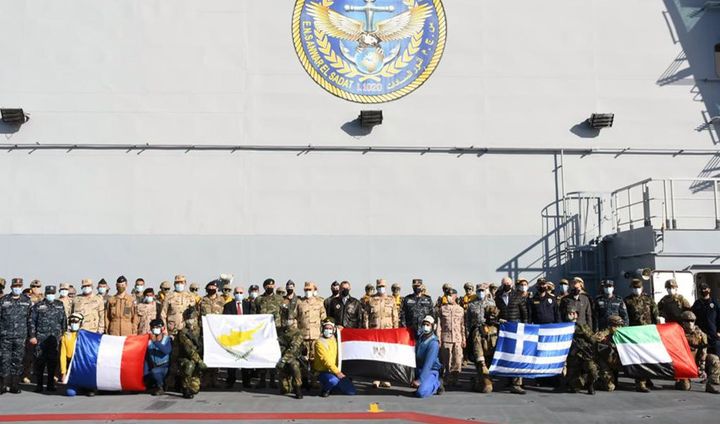 وزير الدفاع والإنتاج الحربى ووزير دفاع اليونان وممثلى وزارة الدفاع القبرصية والفرنسية والإماراتية يشهدوا تنفيذ المرحلة الرئيسية للتدريب المشترك ( ميدوزا - 10 ) 31073