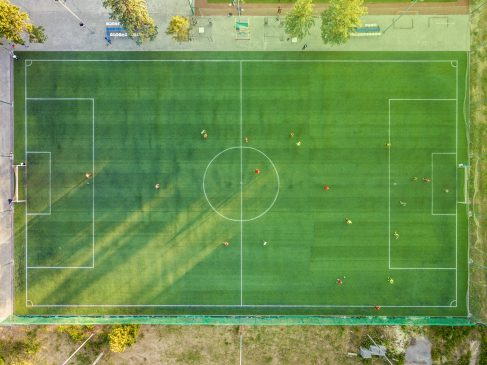 وزارة الرياضة: الاتحاد المصرى لكرة القدم يرسل لاعبين من المسجلين بالمنتخب لاستكمال قوام الفريق aerial view of soccer field stockpack pexels