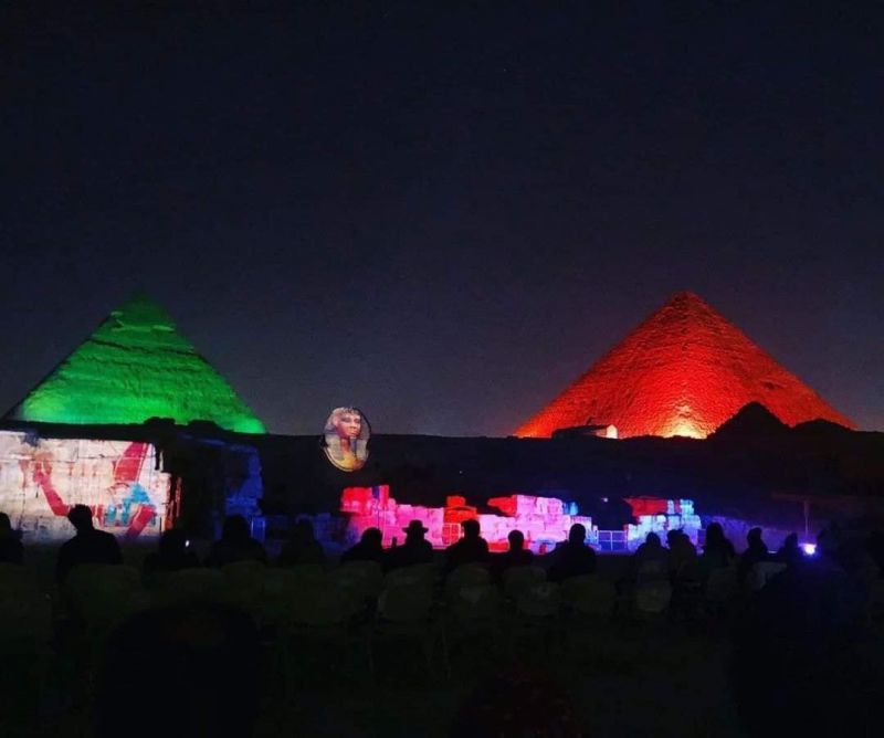 عرض الصوت والضوء من الأهرامات .. قمة الابداع والجمال .. صور light sound pyramids 2 1