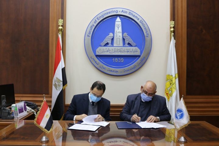 عقد ورشة عمل بعنوان"الفرص والتحديات فى ظل الشراكة بين الجامعة والصناعة" للارتقاء بقطاع المياه والصرف 39741