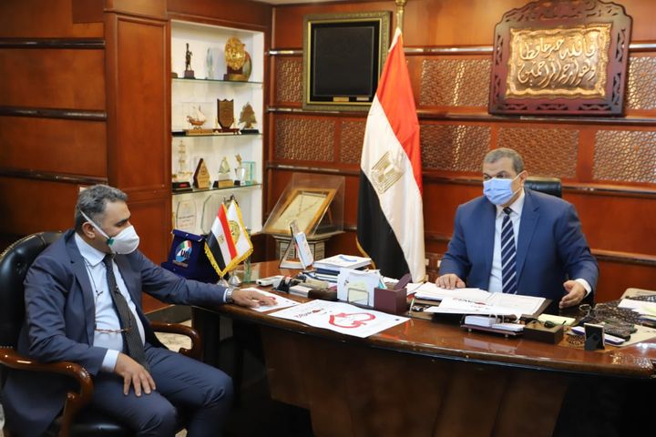 القوى العاملة : إطلاق مبادرة سجل نفسك للعمالة المصرية مطلع مارس المقبل بإيطاليا التقى محمد سعفان وزير 42094