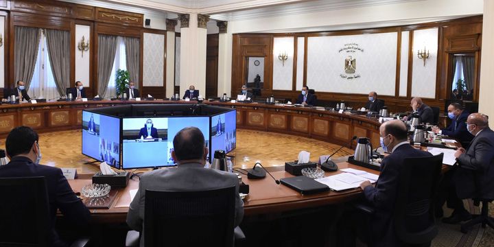 في اجتماع برئاسة رئيس الوزراء: تقديم مشروع قانون لمجلس النواب لإرجاء نفاذ القانون الخاص بالتسجيل العقاري 81296