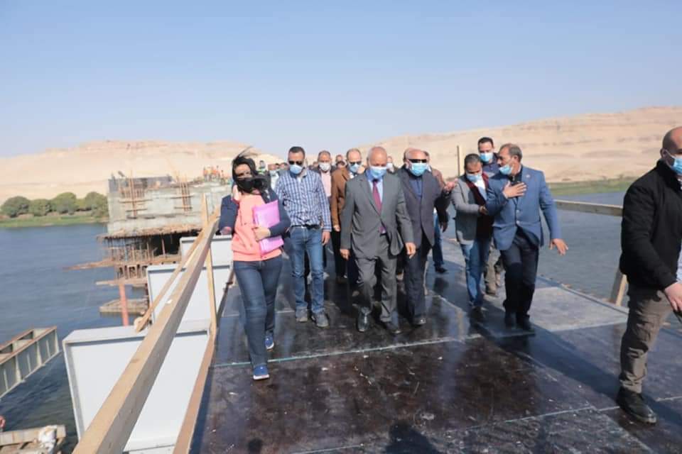 تفقد الفريق مهندس كامل الوزير وزير النقل معدلات تنفيذ المرحلة الاولى من محور ديروط على النيل بأسيوط EuvU40SWYAUCJXP
