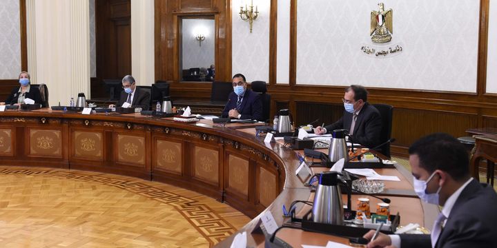رئيس مجلس الوزراء يلتقى رئيس لجنة الطاقة والبيئة بمجلس النواب بحضور زعيم الأغلبية البرلمانية 15474