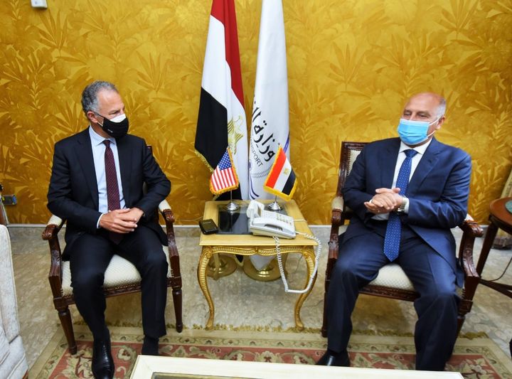 وزير النقل يستقبل السفير الأمريكي بالقاهرة لبحث تدعيم التعاون بين الجانبين في مجالات مترو الانفاق استقبل 16908