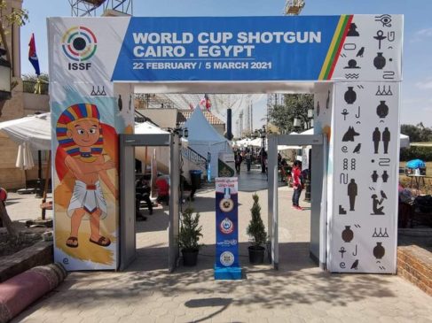 ضمن خطة الوزارة للتأمين الطبي لبطولة كأس العالم للرماية 35429