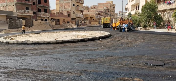 رئيس الجهاز: تنفيذ أعمال رصف طرق حي النوادي بمدينة المنيا الجديدة قال المهندس خالد عبدالعزيز، رئيس جهاز 38378
