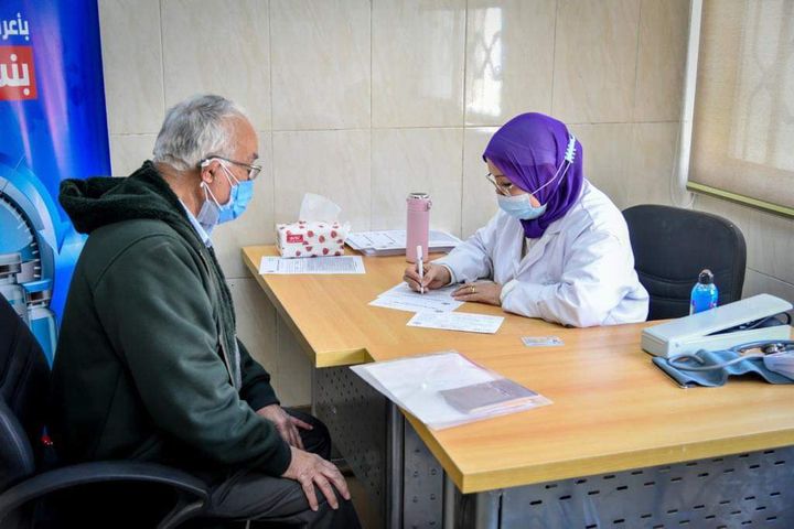 في اليوم الأول من حملة تطعيم المواطنين بـ لقاحات فيروس كورونا 39893