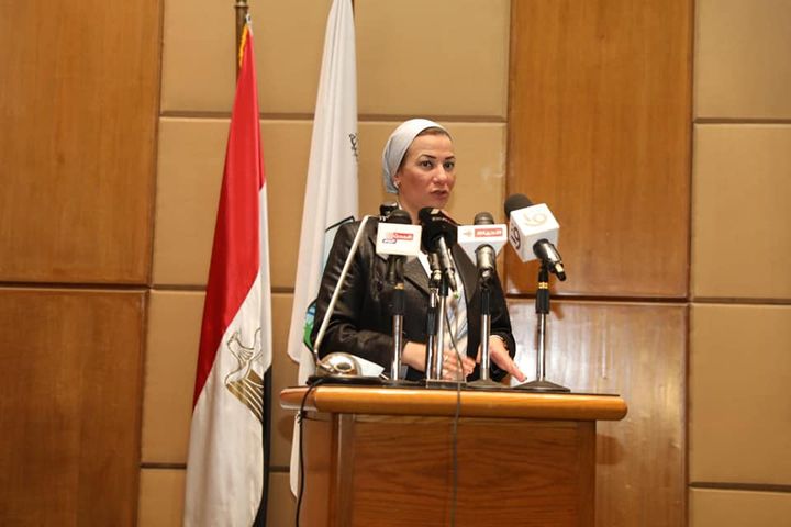اليوم نشهد توقيع القطاع الخاص علي ميثاق إعادة تدوير البلاستيك د 51292