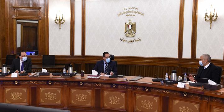 رئيس الوزراء يلتقي الرئيس التنفيذي لمجموعة العربي مدبولي: الحكومة تدعم الصناعة الوطنية 52909