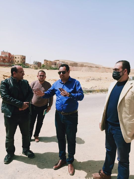 مسئولو جهاز حدائق أكتوبر يتابعون سير العمل بمنطقتي ابني بينك 5 و7 بالمدينة قام المهندس محمد مصطفى، رئيس 63119