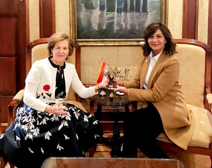 وزيرة الهجرة تتوجه بالشكر لسيدة أعمال مصرية يونانية تتبرع بـ 20 ألف يورو دعمًا لمبادرة حياة كريمة السفيرة 68916