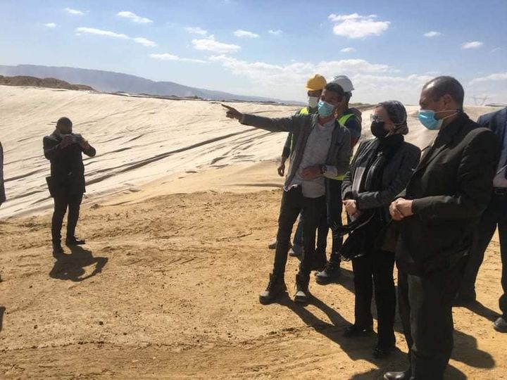 خلال زيارتها لمحافظة السويس: وزيرة البيئة تبحث مع محافظ السويس الوضع الحالي لمنظومة النظافة بالمحافظة 69591