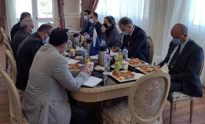 بيان مشترك : اجتماع تنسيقى بين وزارة البيئة وهيئة قناة السويس لمتابعة الوضع البيئي لأزمة السفينة الجانحة 76461