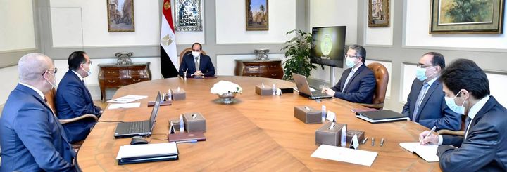 “السيد الرئيس يوجه بالاستغلال التنموى الأمثل لأصول الدولة من الأراضي والسواحل وصون قيمتها كثروة قومية” 81905