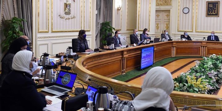 خلال اجتماع مجلس الوزراء برئاسة مدبولي: وزيرة الصحة تستعرض جهود مواجهة فيروس كورونا وتوفير اللقاحات 95015